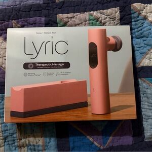 Lyric Therapeutic Massager in Pink